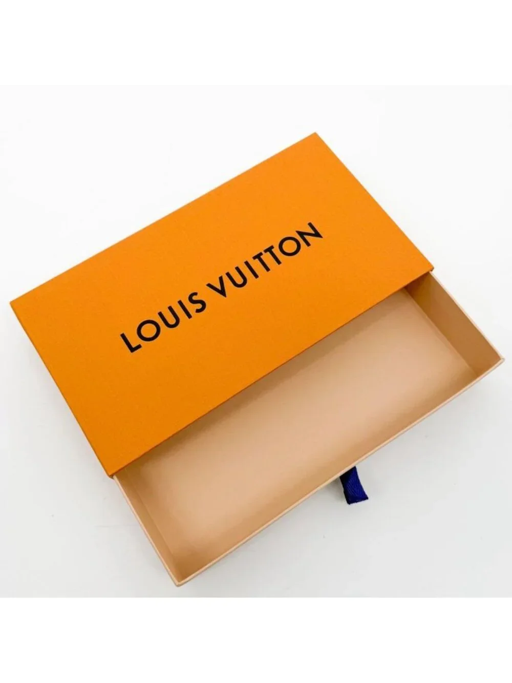 Louis Vuitton Zippy Wallet Vertical Taiga